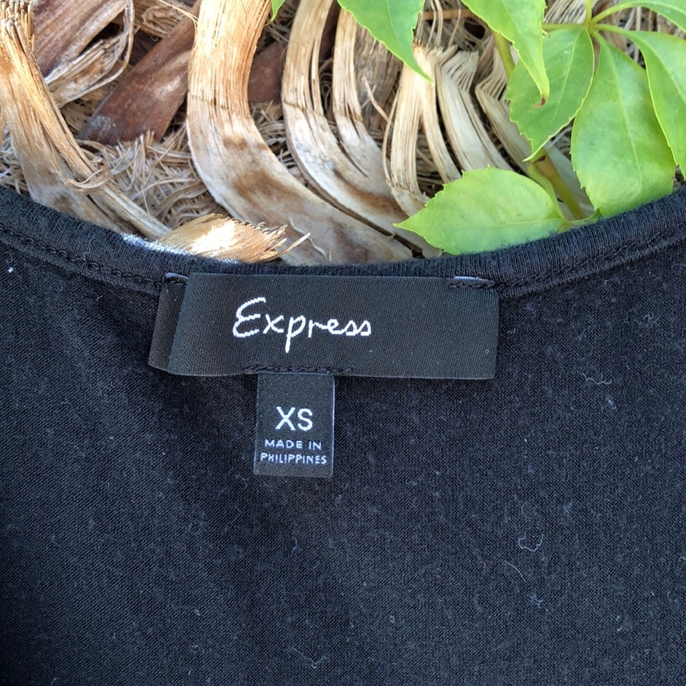 ☀️ Express Black Top | XS - Picture 3 of 6